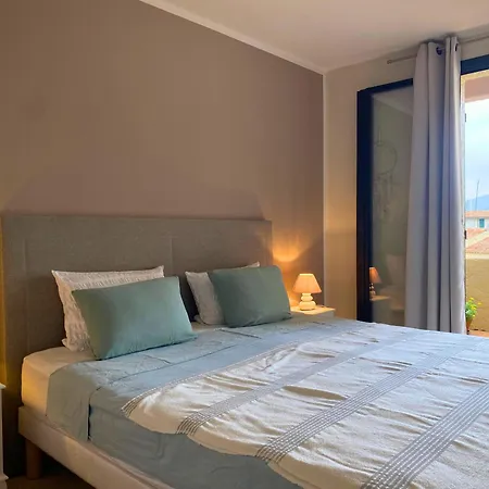 Le Chant Des Voiles Cogolin