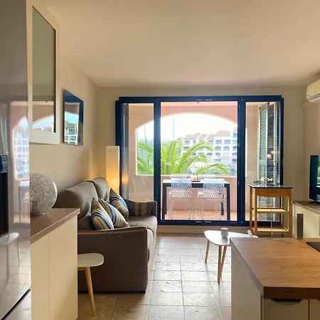 Le Chant Des Voiles Cogolin